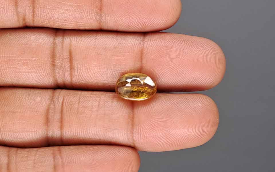 Yellow Zircon - 7.08 Carat