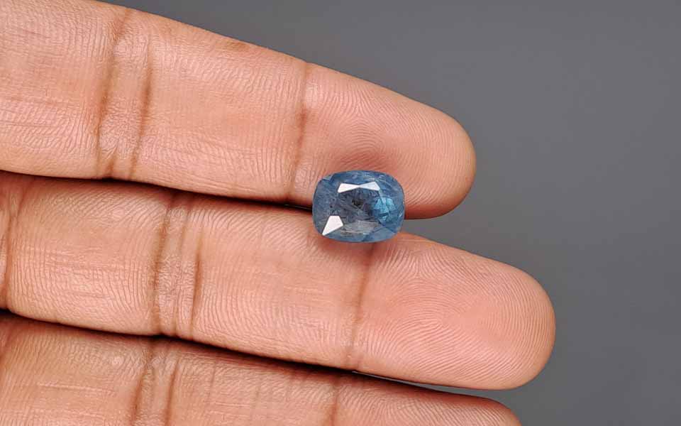 Blue Sapphire - 8.17 Carat