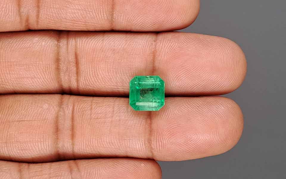 Emerald - 3.77 Carat