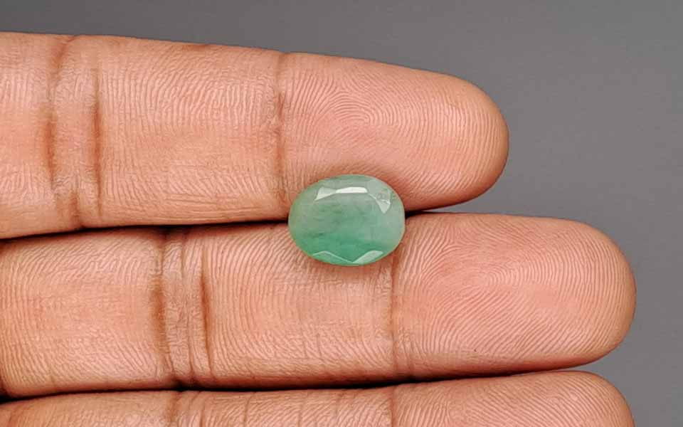Emerald - 3.97 Carat