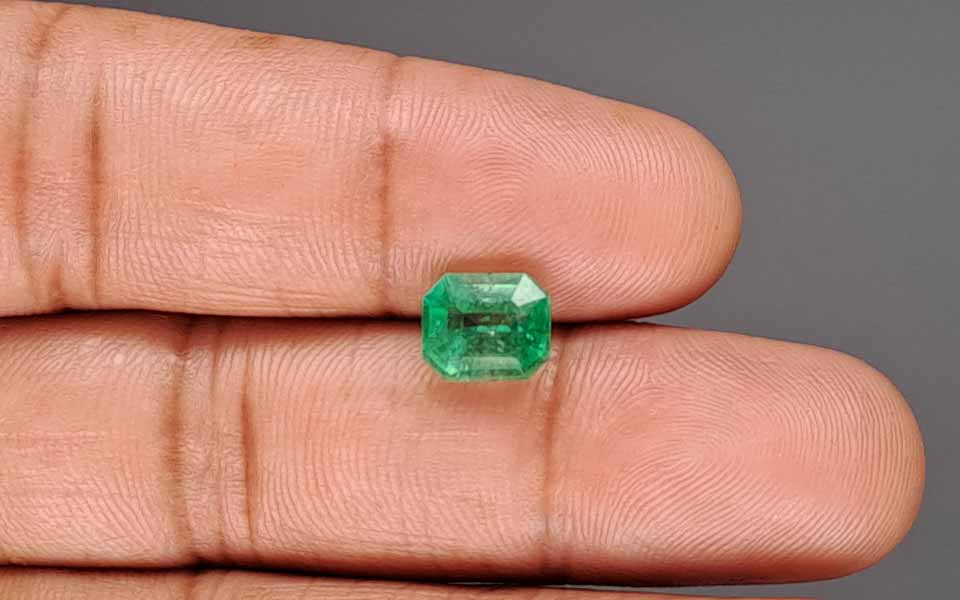 Emerald - 2.38 Carat
