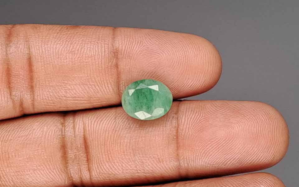 Emerald - 4.11 Carat