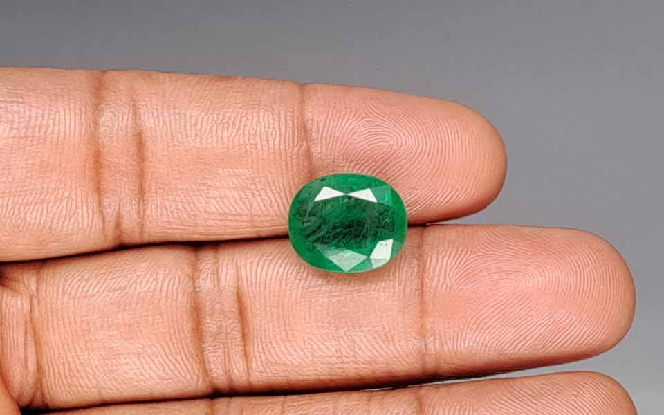 Emerald - 6.73 Carat