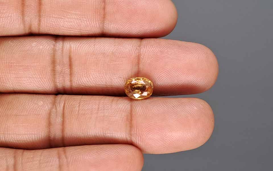 Yellow Zircon - 3.28 Carat