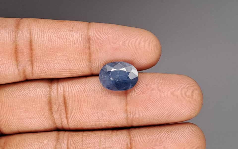 Blue Sapphire - 5.15 Carat