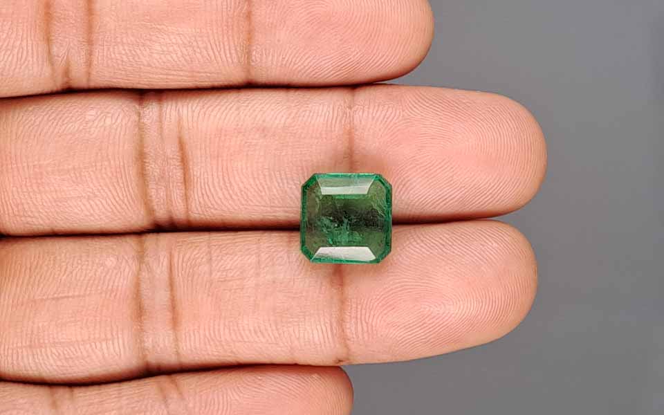 Emerald - 5.58 Carat