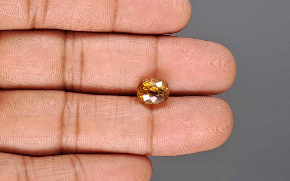 Yellow Zircon - 5.32 Carat
