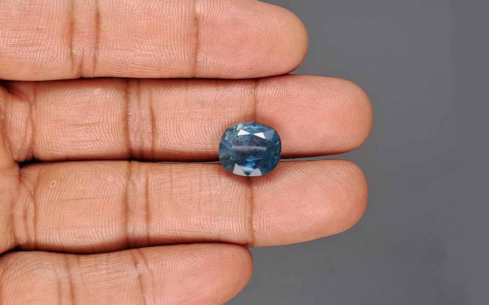 Blue Sapphire - 8.13 Carat