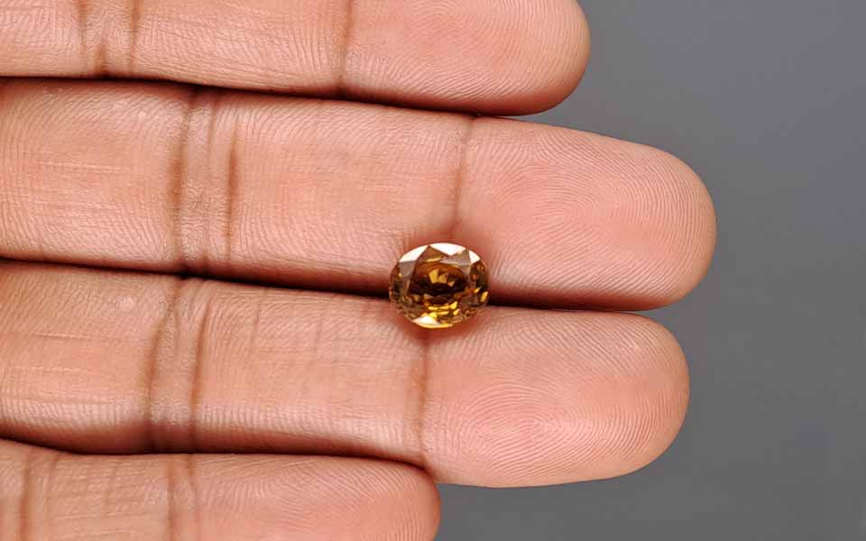 Yellow Zircon - 4.05 Carat
