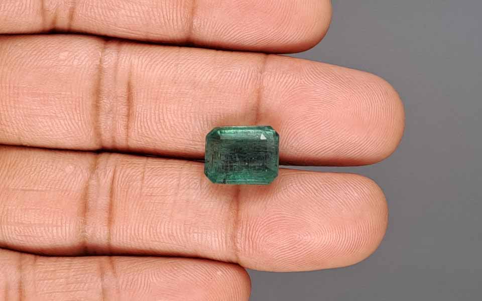 Emerald - 6.75 Carat