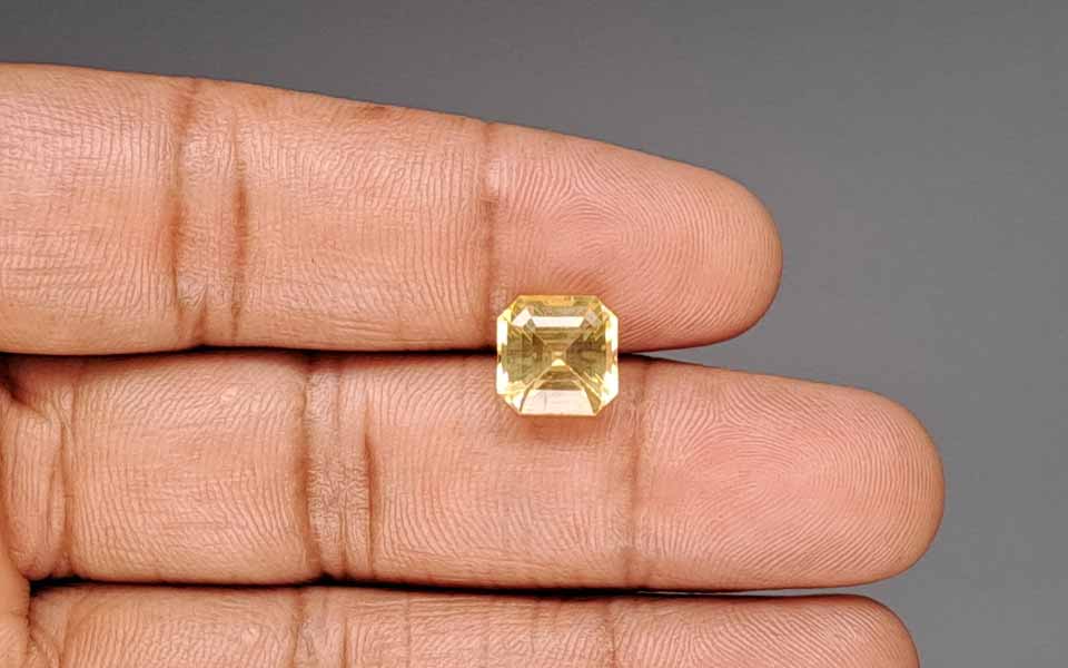Yellow Sapphire - 6.03 Carat