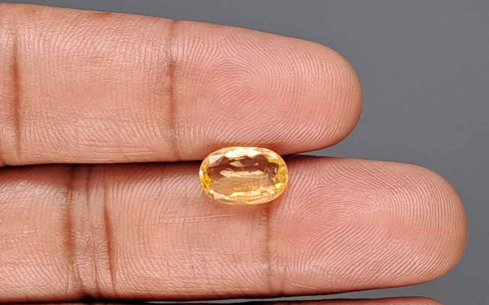 Yellow Sapphire - 3.13 Carat