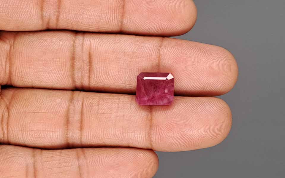 Ruby - 7.60 Carat