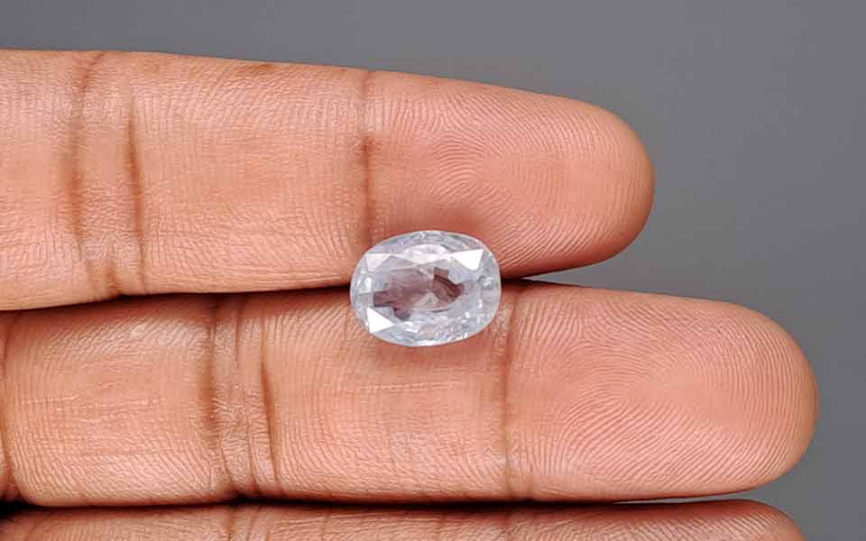 Blue Sapphire - 6.10 Carat