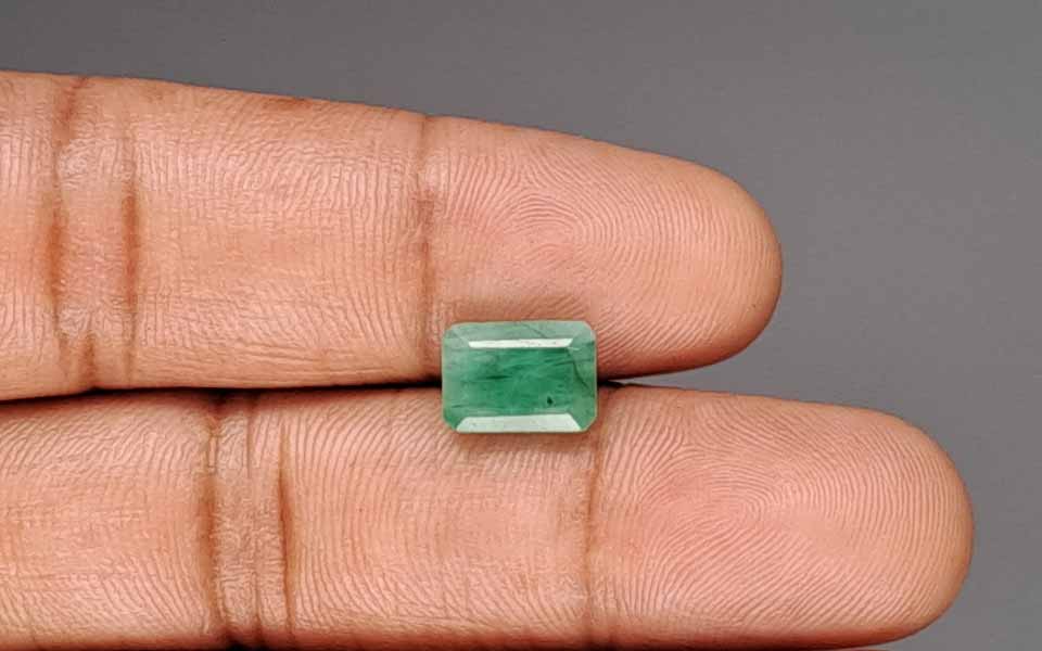 Emerald - 3.32 Carat