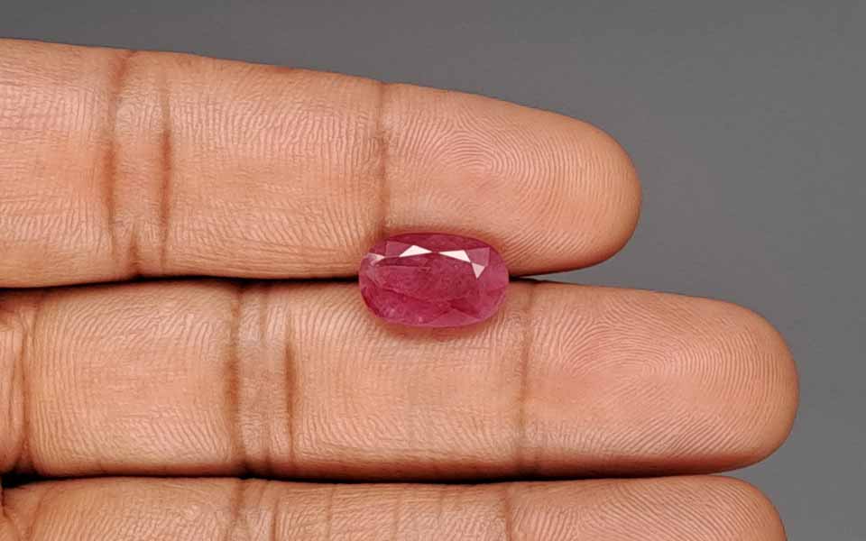 Ruby - 5.08 Carat