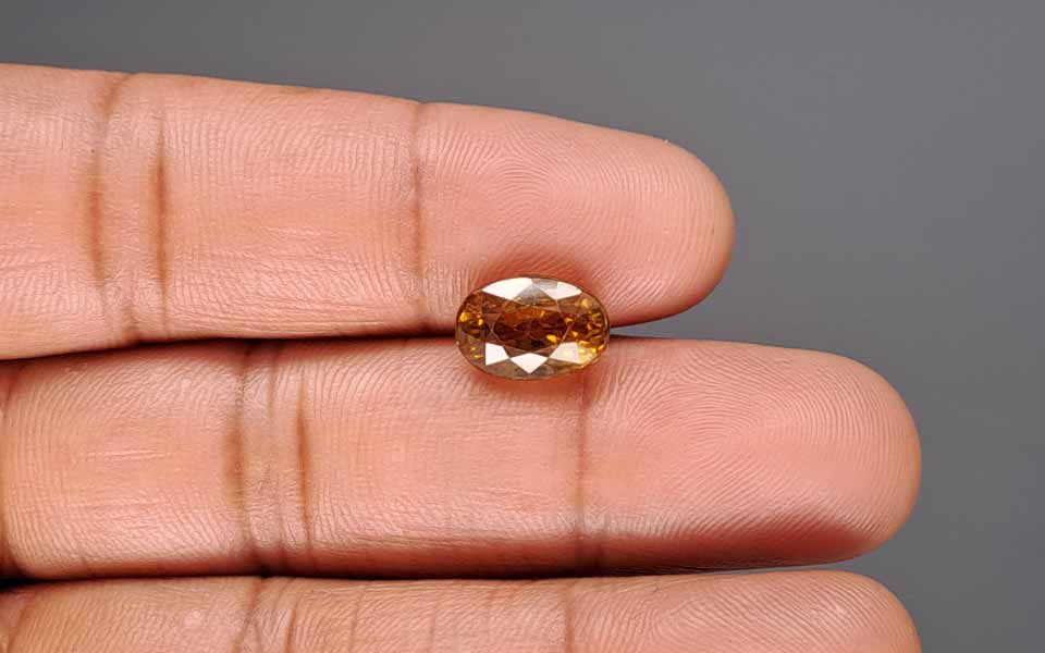 Yellow Zircon - 5.94 Carat
