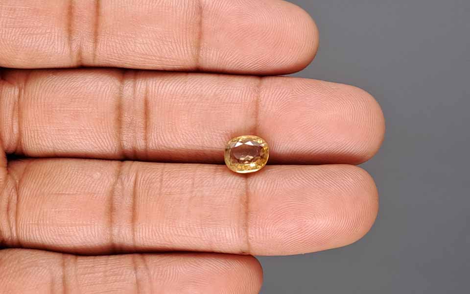 Yellow Zircon - 2.94 Carat