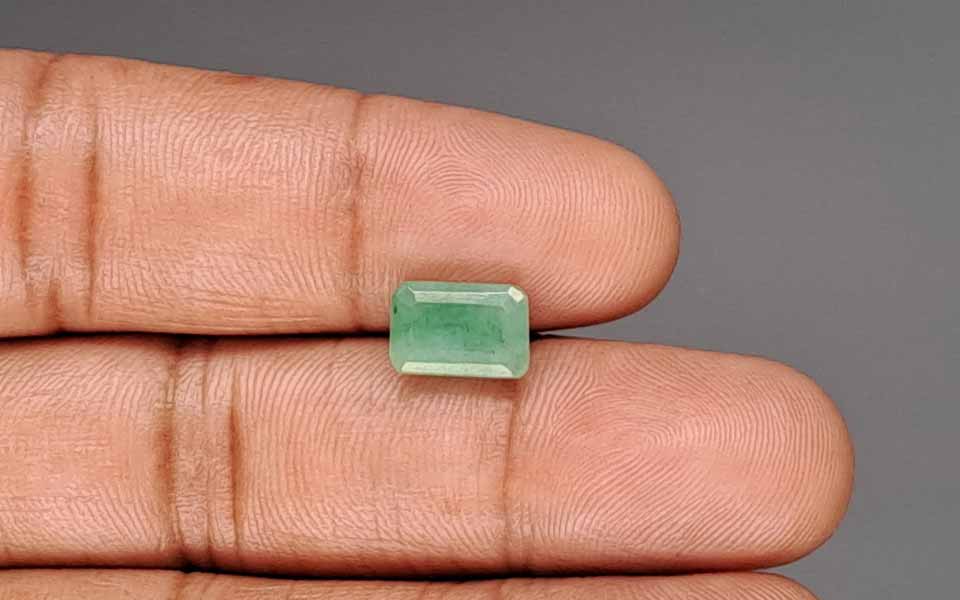 Emerald - 2.77 Carat