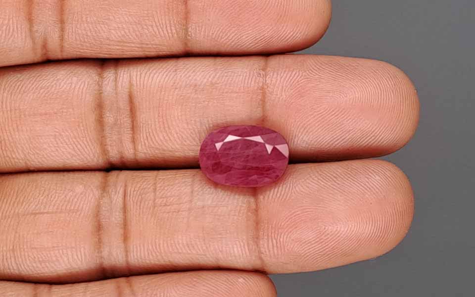 Ruby - 6.81 Carat