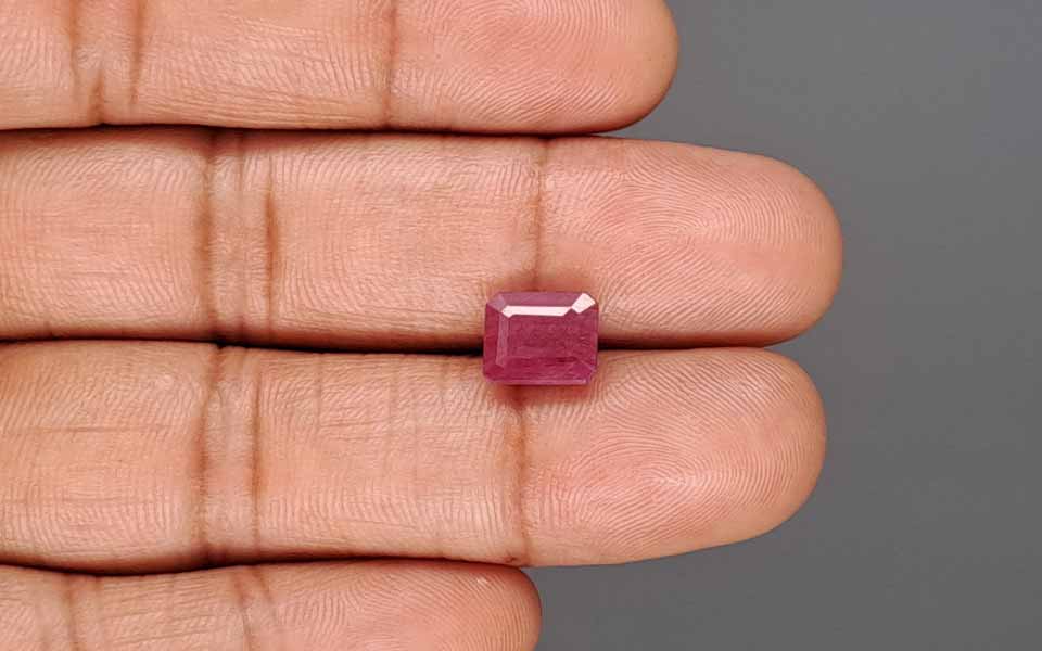 Ruby - 3.72 Carat