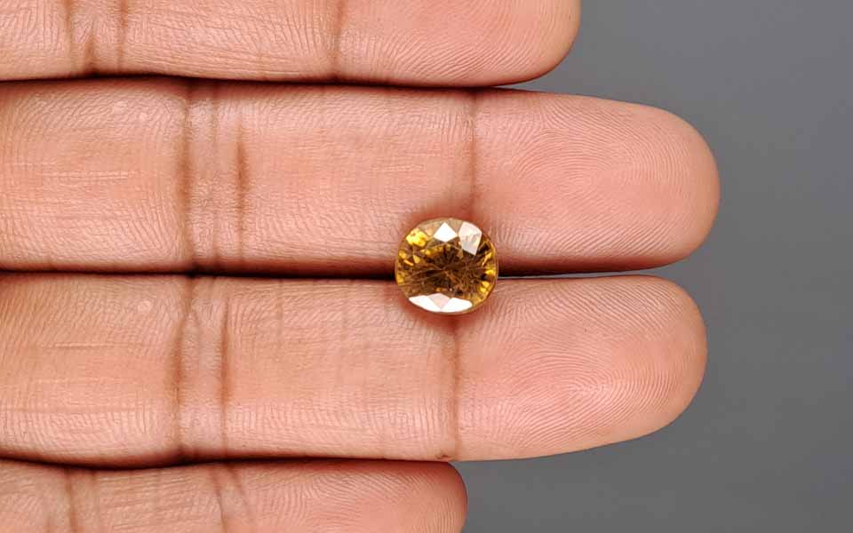Yellow Zircon - 5.45 Carat