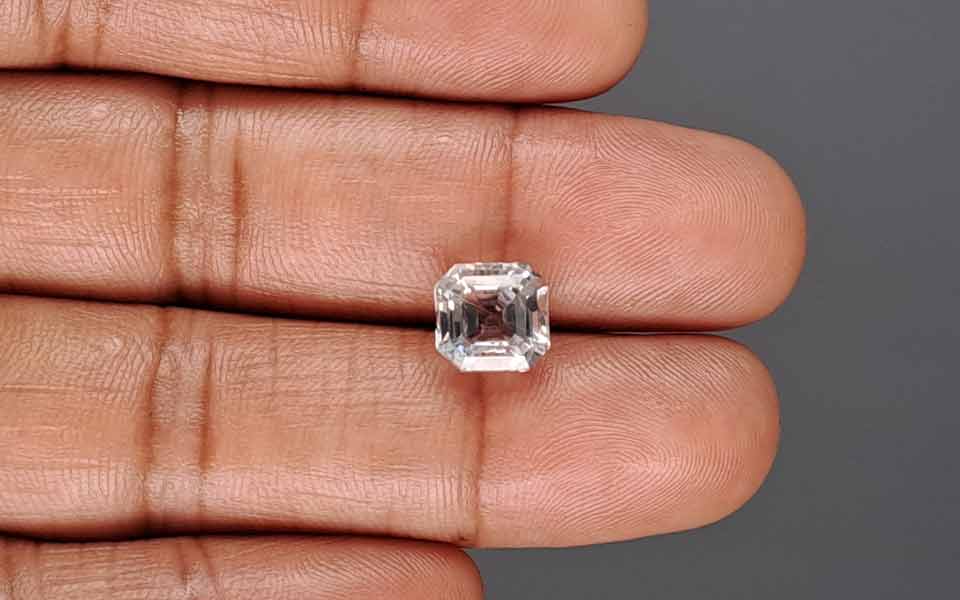 White Sapphire - 5.03 Carat