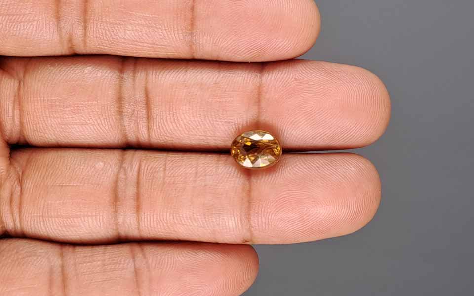 Yellow Zircon - 4.45 Carat