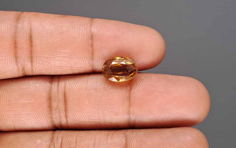 Yellow Zircon - 6.57 Carat