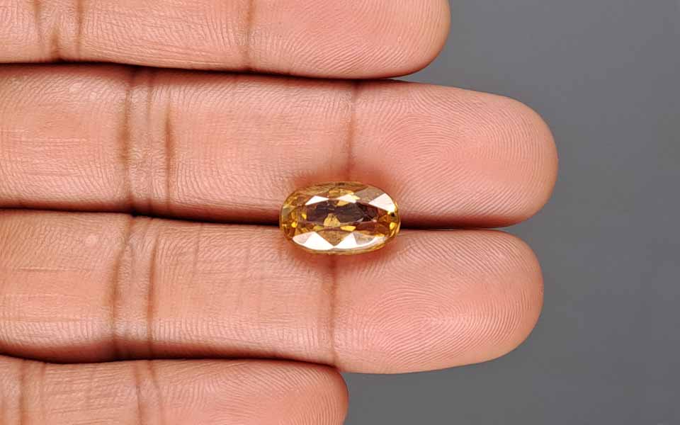 Yellow Zircon - 8.78 Carat