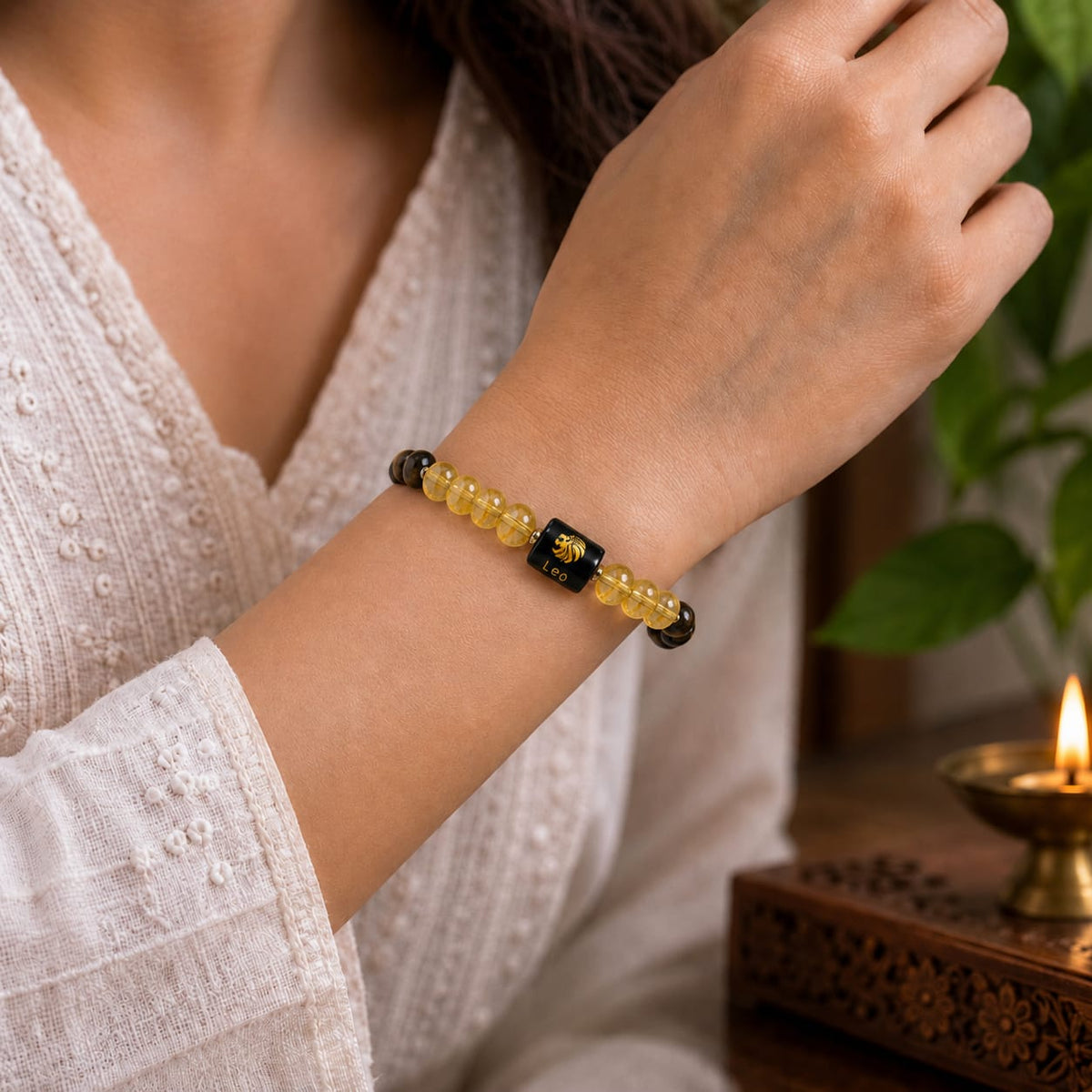 Leo (Singh Rashi) Zodiac Bracelet