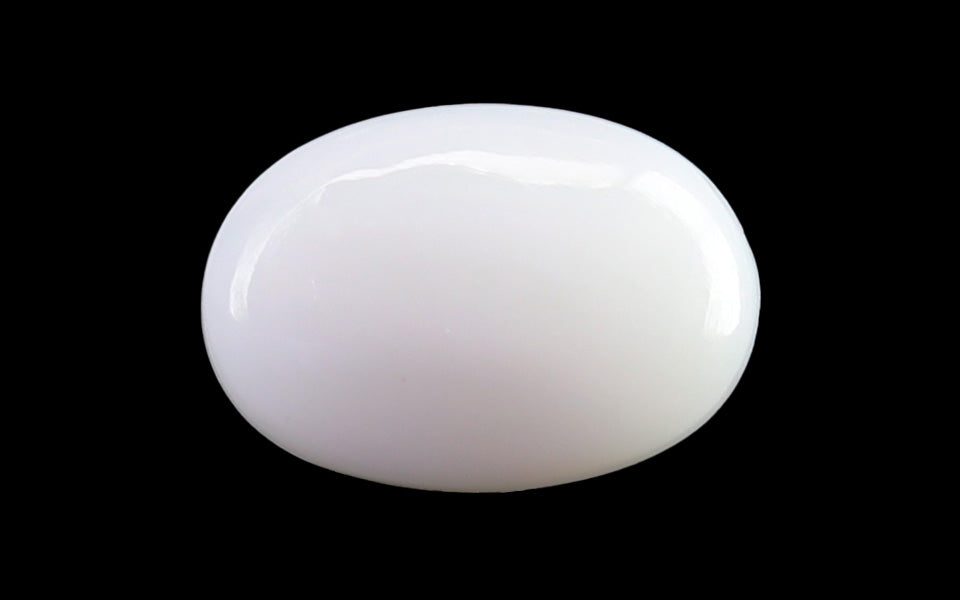 White Opal - 3.91 Carat