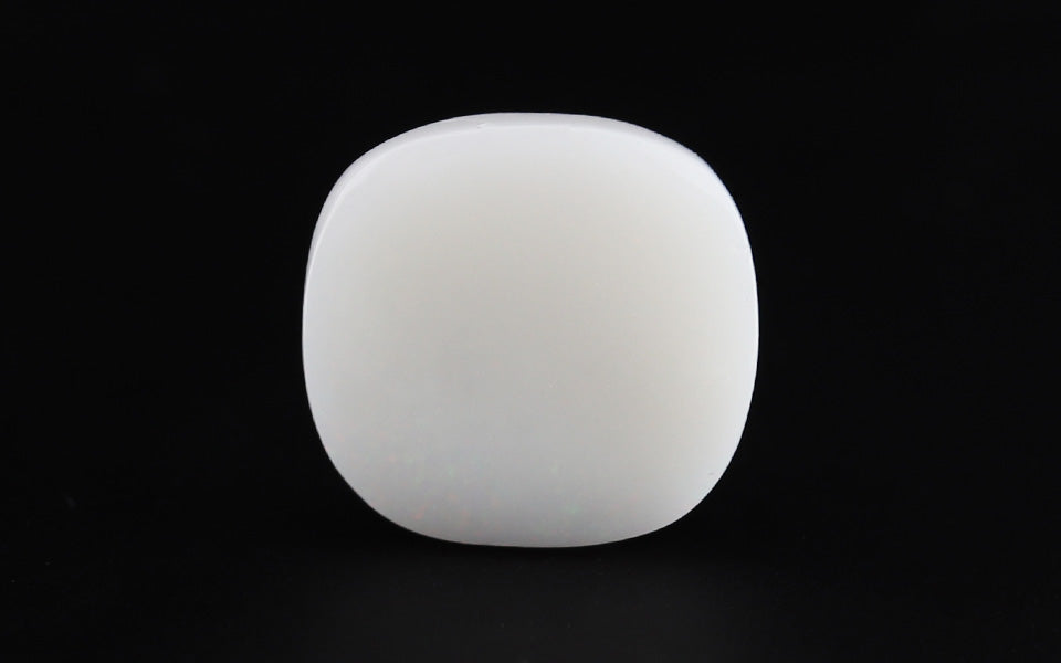 White Opal - 5.87 Carat