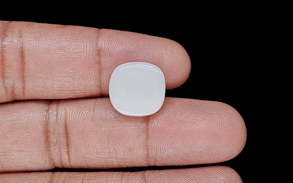 White Opal - 5.87 Carat