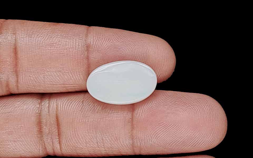 White Opal - 5.86 Carat