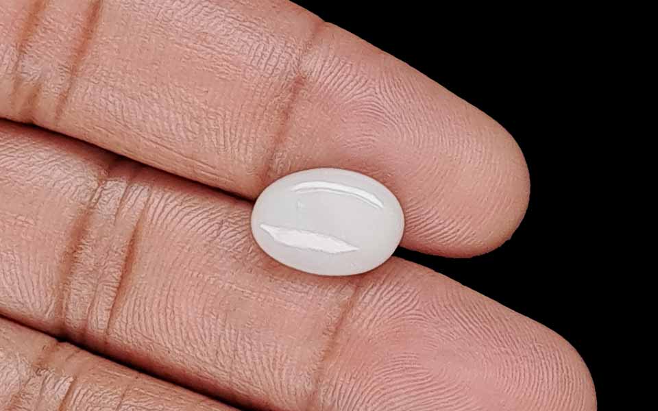 White Opal - 3.77 Carat