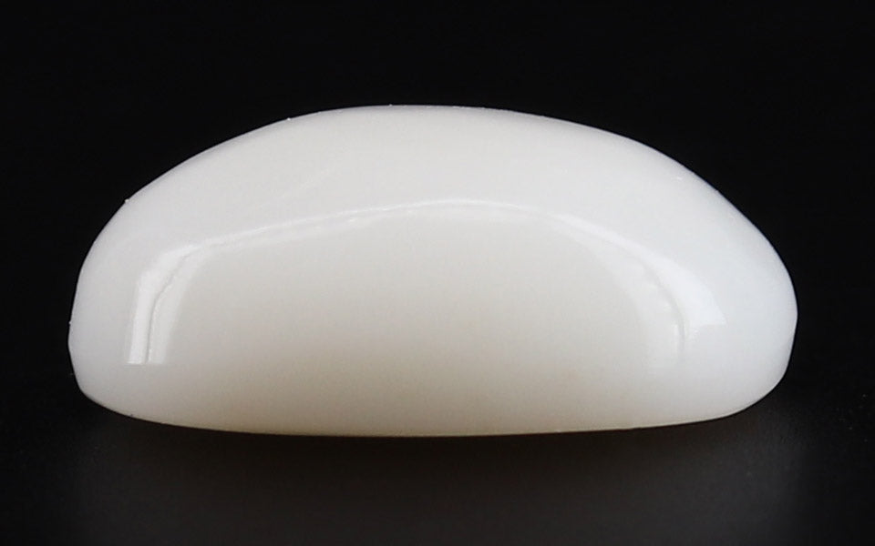 White Opal - 4.64 Carat