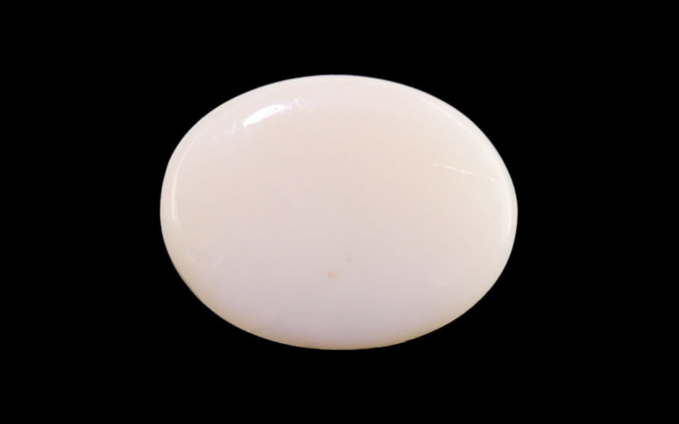 White Opal - 4.62 Carat