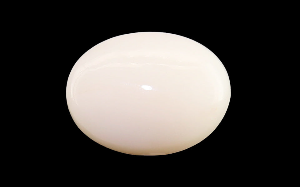 White Opal - 4.62 Carat