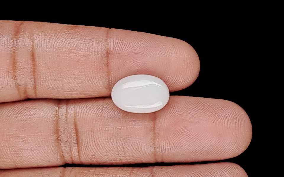 White Opal - 4.20 Carat