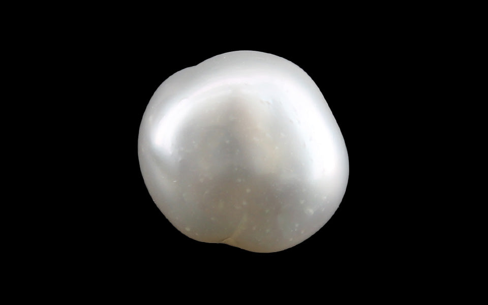 Pearl - 8.97 Carat