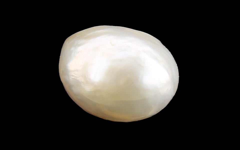 Pearl - 3.99 Carat