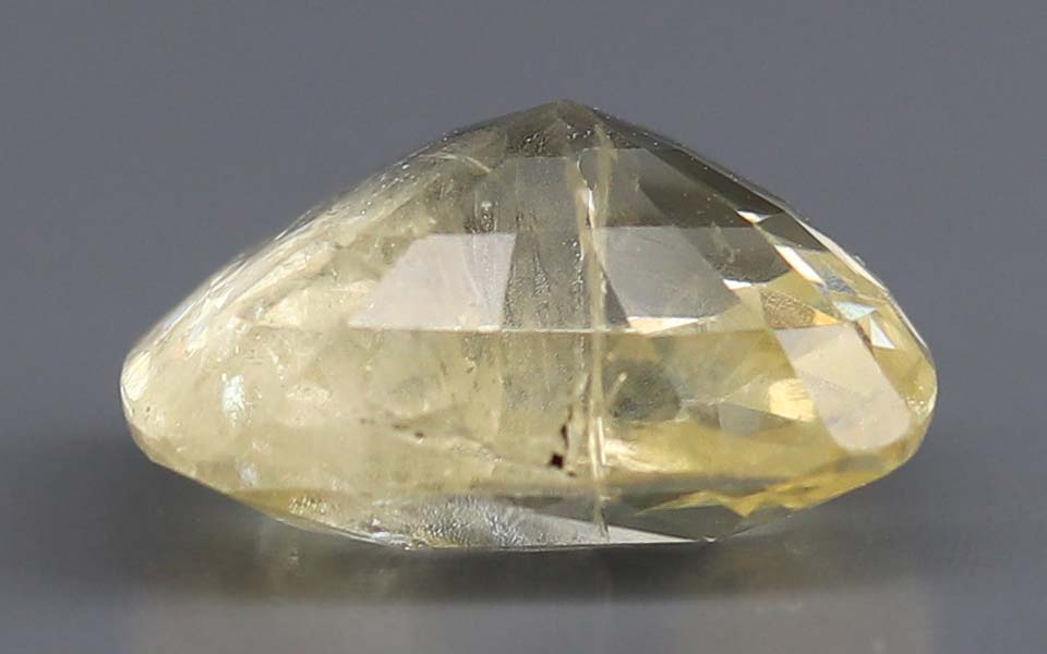 Yellow Sapphire - 7.23 Carat