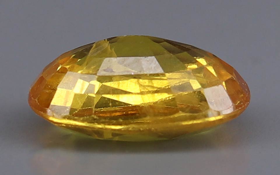 Yellow Sapphire - 5.23 Carat
