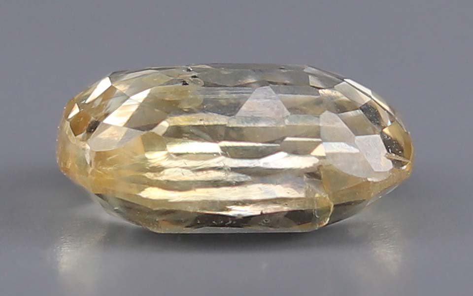 Yellow Sapphire - 5.02 Carat