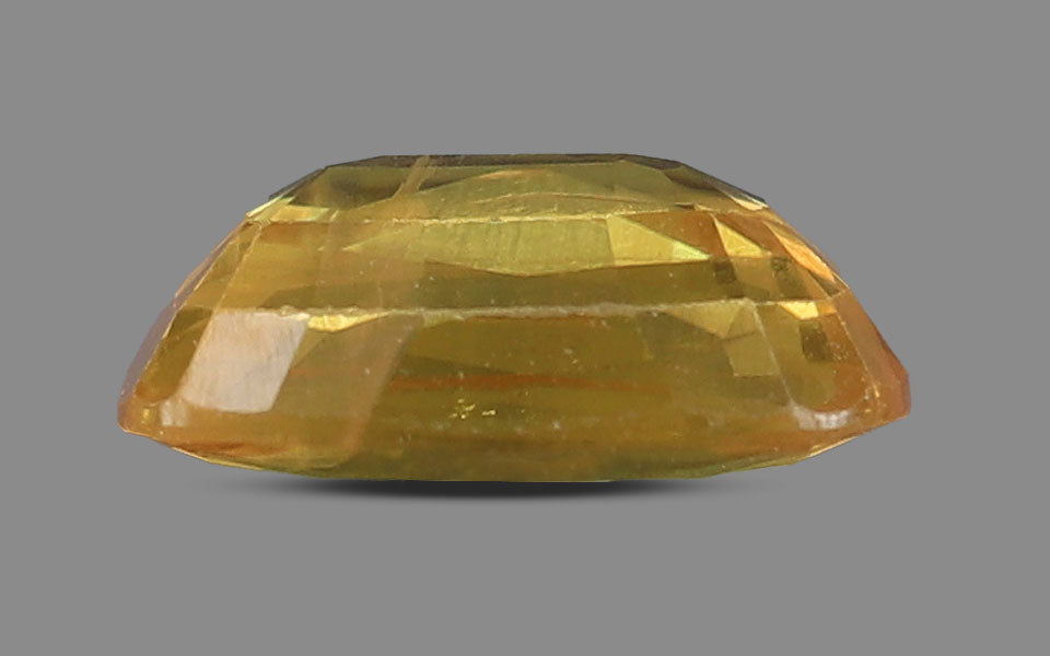 Yellow Sapphire - 3.98 Carat