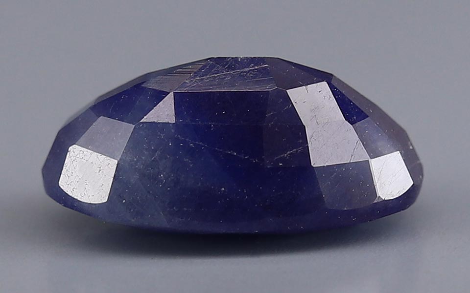 Blue Sapphire - 7.51 Carat