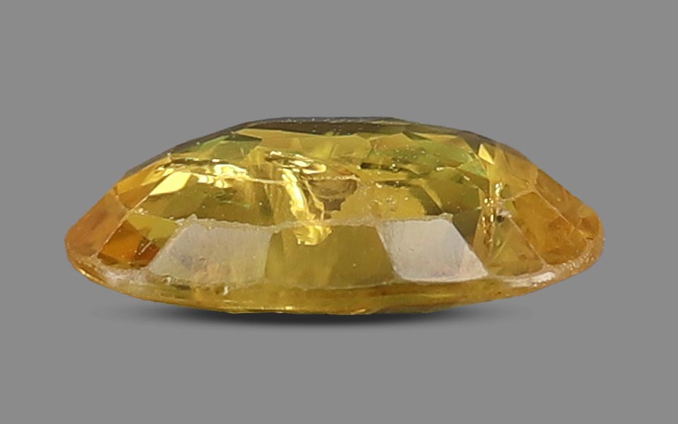Yellow Sapphire - 4.27 Carat