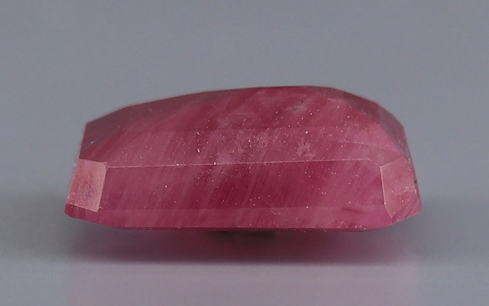 Ruby - 6.88 Carat