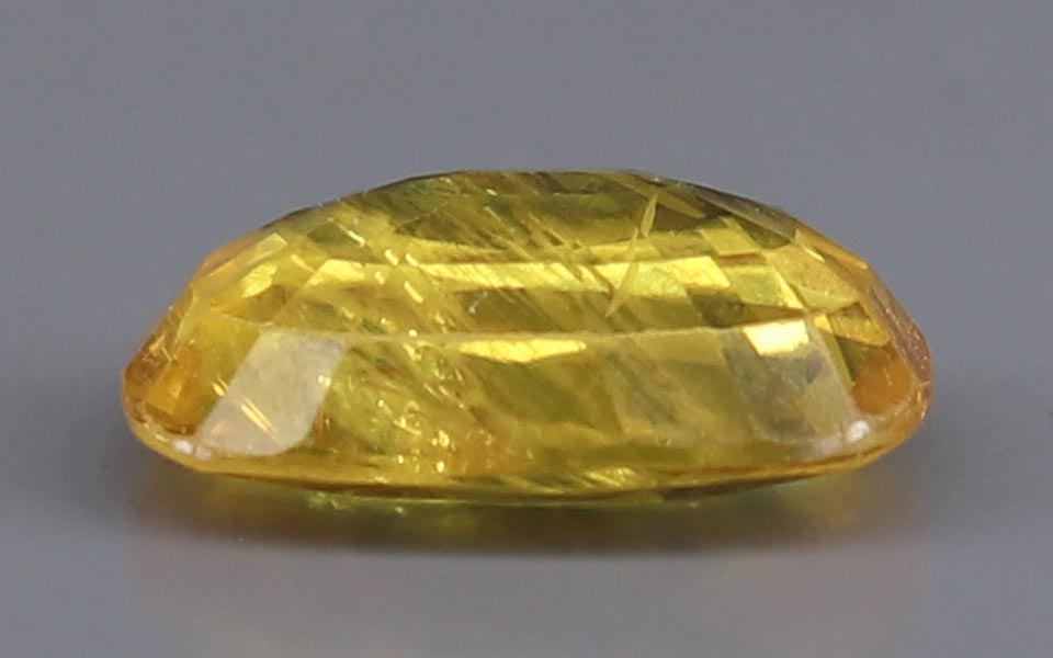 Yellow Sapphire - 4.41 Carat